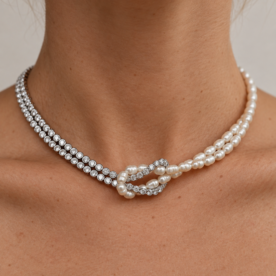 Perla Diamond Knot Necklace